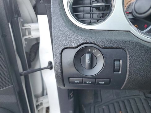 Used 2010 Ford Mustang Convertible RWD image 23
