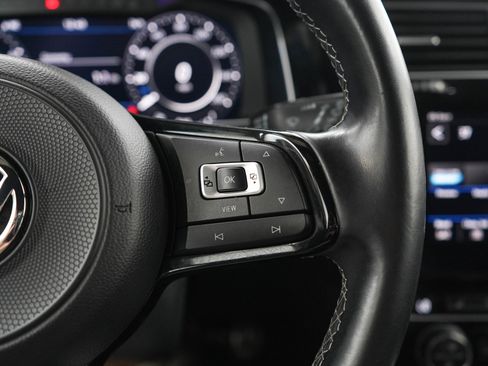 Used 2019 Volkswagen Golf R 4-Door AWD/4WD image 27
