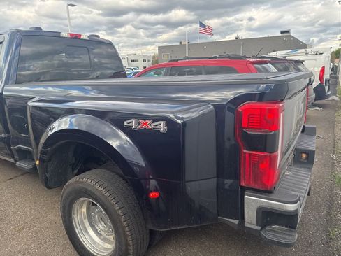Used 2024 Ford F350 Lariat w/ Lariat Ultimate Package AWD/4WD image 19