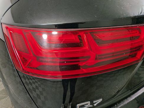 Used 2018 Audi Q7 3.0T Premium Plus w/ Premium Plus Package image 12