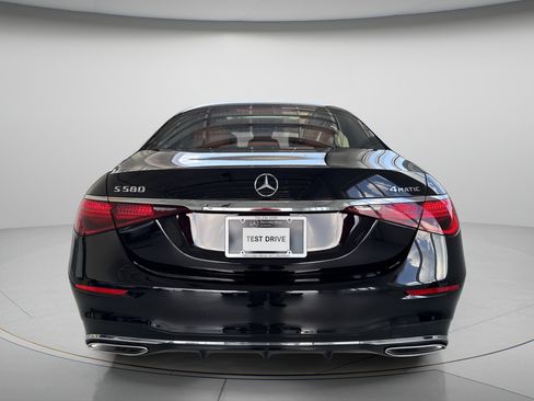 Certified 2026 Mercedes-Benz S 580 4MATIC Sedan image 4