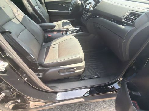 Used 2021 Honda Pilot Black Edition image 23