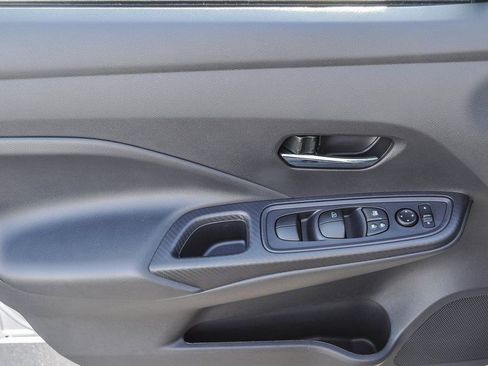 New 2025 Nissan Versa SV w/ Trunk Package image 23