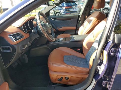 Used 2019 Maserati Ghibli GranLusso image 16