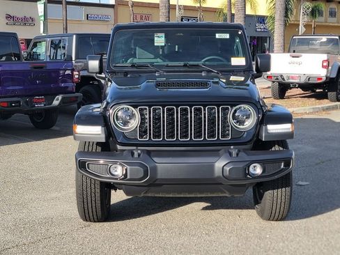 New 2026 Jeep Gladiator Sport image 2