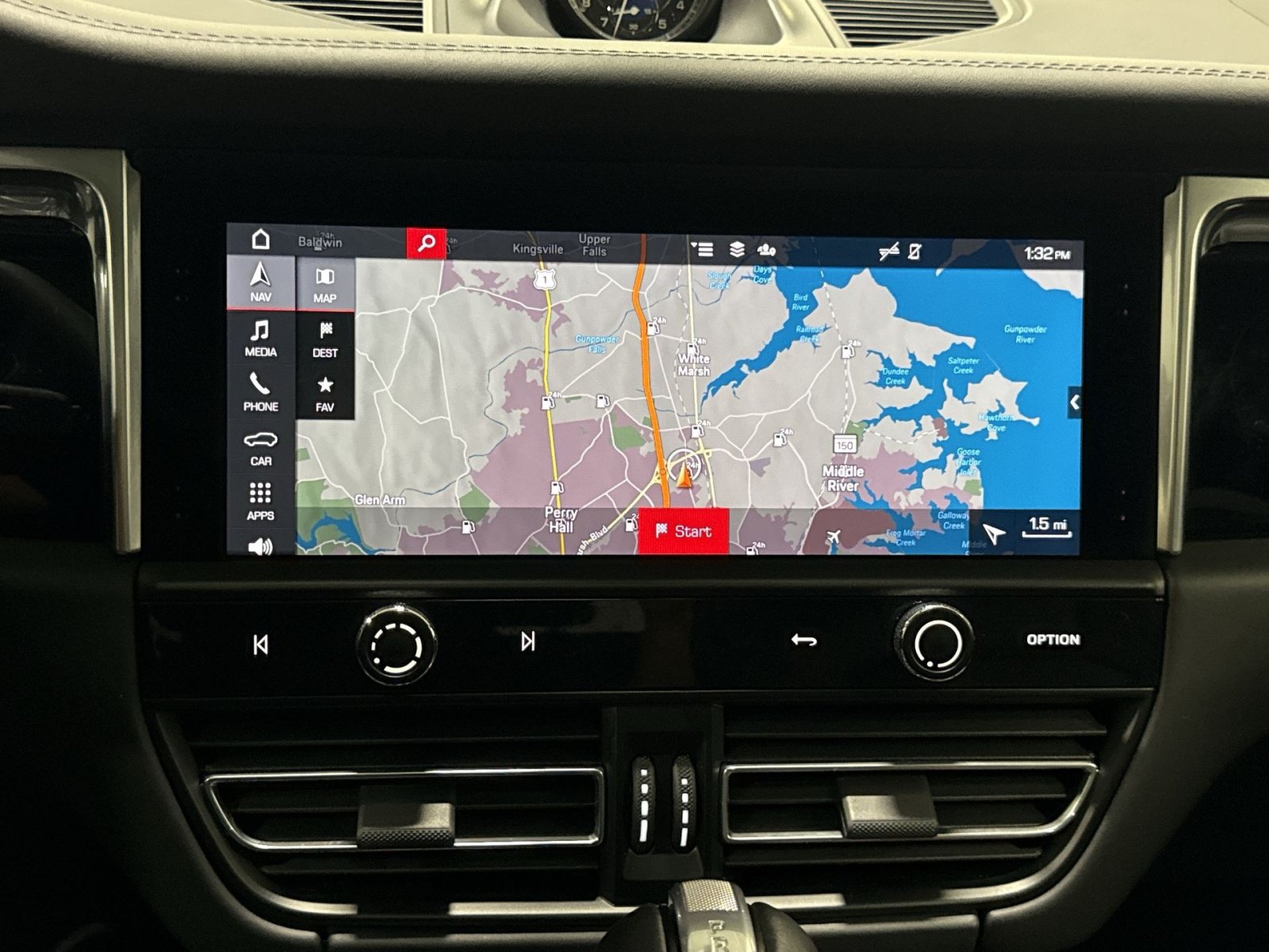 Used 2022 Porsche Macan S AWD/4WD image 20