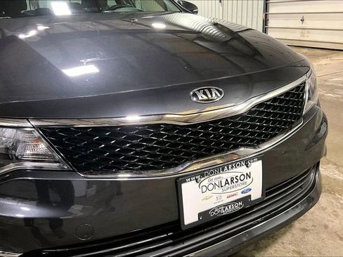 Used 2018 Kia Optima LX FWD image 10