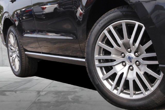 Certified 2022 Ford Expedition Limited AWD/4WD image 3