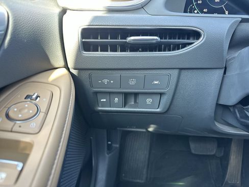 Used 2023 Hyundai Sonata Limited w/ Cargo Package FWD image 18