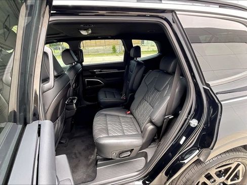 Used 2025 Kia Telluride EX X-Line AWD/4WD image 25