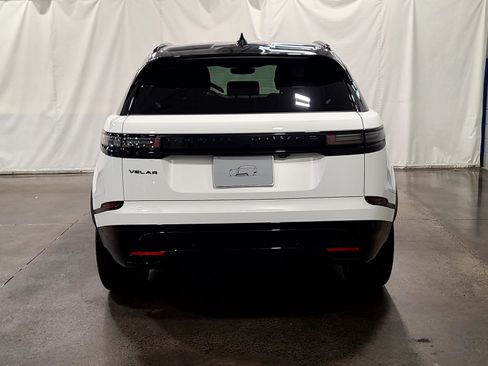 New 2026 Land Rover Range Rover Velar Dynamic SE image 8