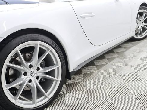 Used 2018 Porsche 911 Carrera image 12