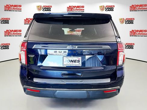 Used 2021 Chevrolet Suburban Z71 w/ Rear Media and Nav Package AWD/4WD image 17