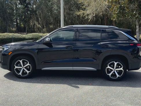 New 2026 Volkswagen Tiguan SE image 5