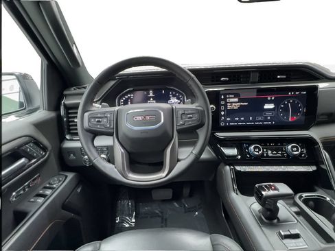 Used 2025 GMC Sierra 1500 AT4 AWD/4WD image 39