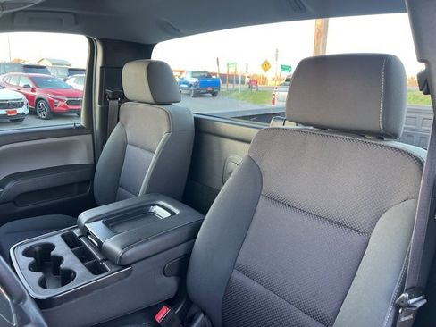 Used 2018 GMC Sierra 1500 2WD Regular Cab image 18