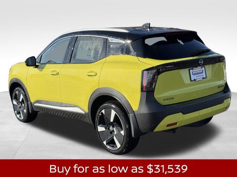 New 2026 Nissan Kicks SR image 3