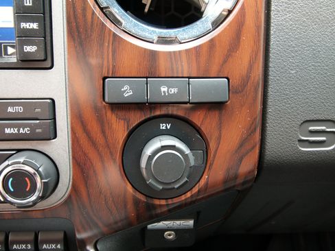 Used 2012 Ford F250 Lariat w/ Lariat Ultimate Pkg image 34