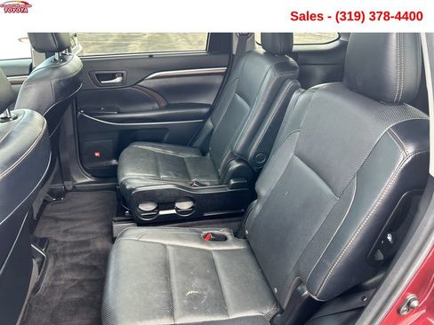 Used 2016 Toyota Highlander Limited AWD/4WD image 23