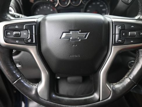 Used 2019 Chevrolet Silverado 1500 LT Trail Boss AWD/4WD image 16