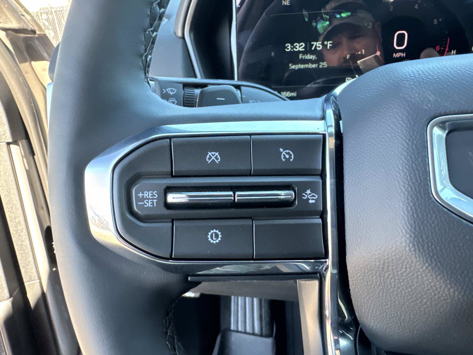 New 2027 GMC Terrain Elevation FWD image 33