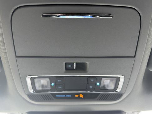 Used 2025 Ford F150 Lariat w/ Equipment Group 501A Mid image 25