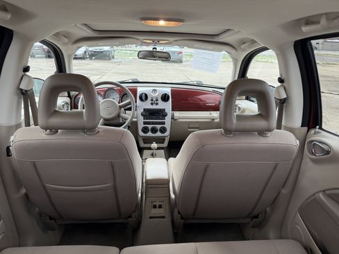 Used 2008 Chrysler PT Cruiser image 21