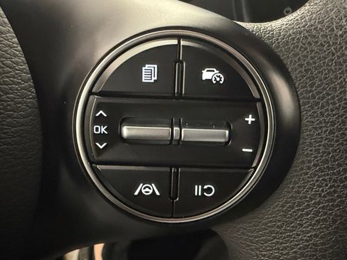 Used 2024 Kia Soul LX image 30