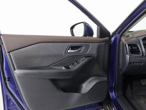 Used 2022 Nissan Rogue SV image 20