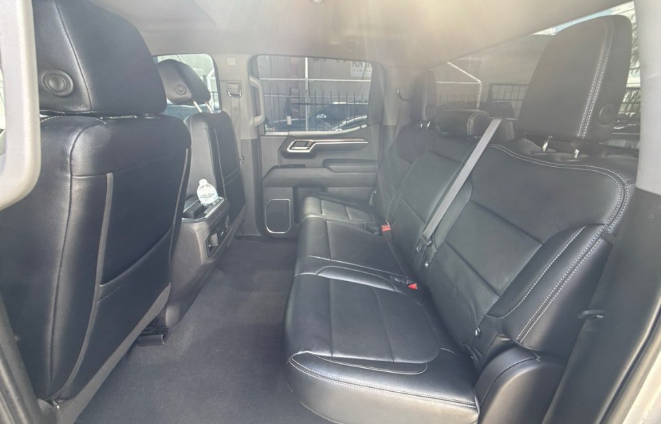 Used 2022 Chevrolet Silverado 1500 LT Trail Boss AWD/4WD image 8