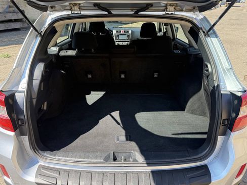 Used 2017 Subaru Outback 2.5i AWD/4WD image 48