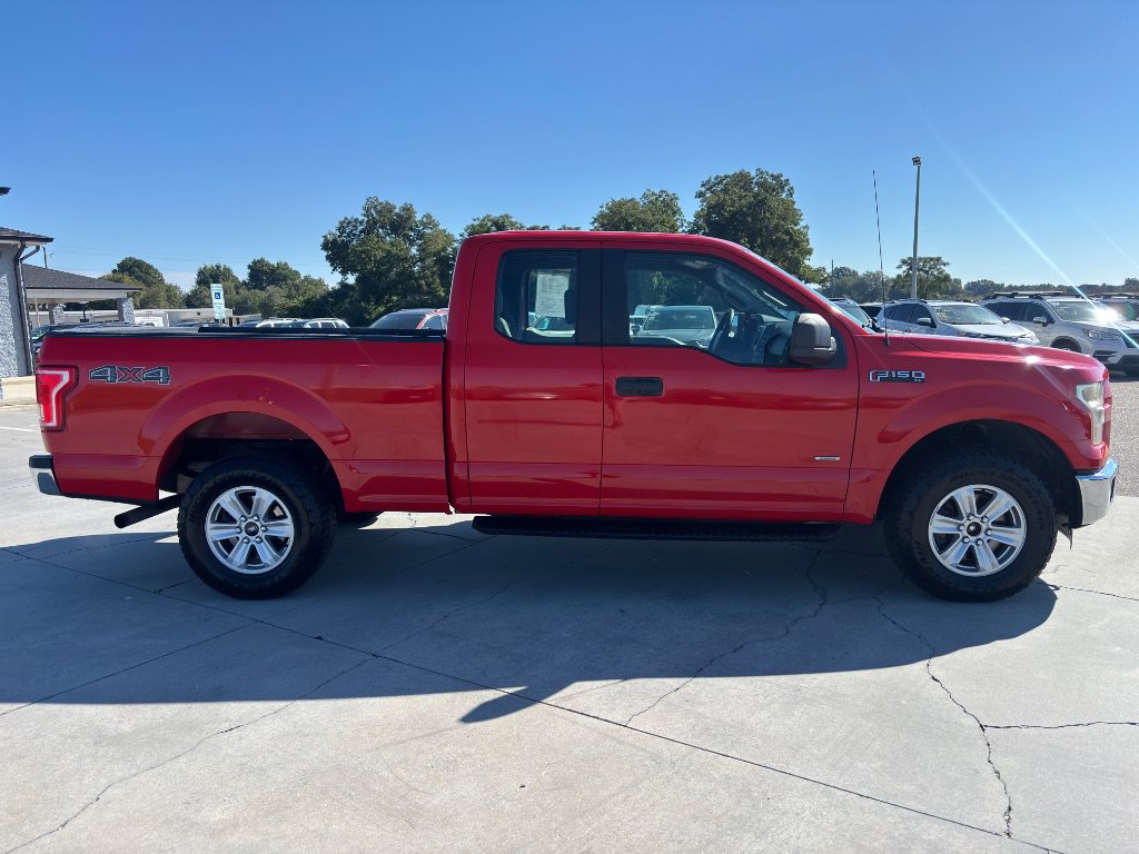 Used 2015 Ford F150 XL w/ Equipment Group 101A Mid AWD/4WD image 3