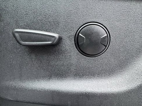 Used 2023 Ford F150 XLT image 27