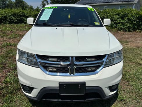 Used 2015 Dodge Journey SXT w/ Flexible Seating Group FWD image 2