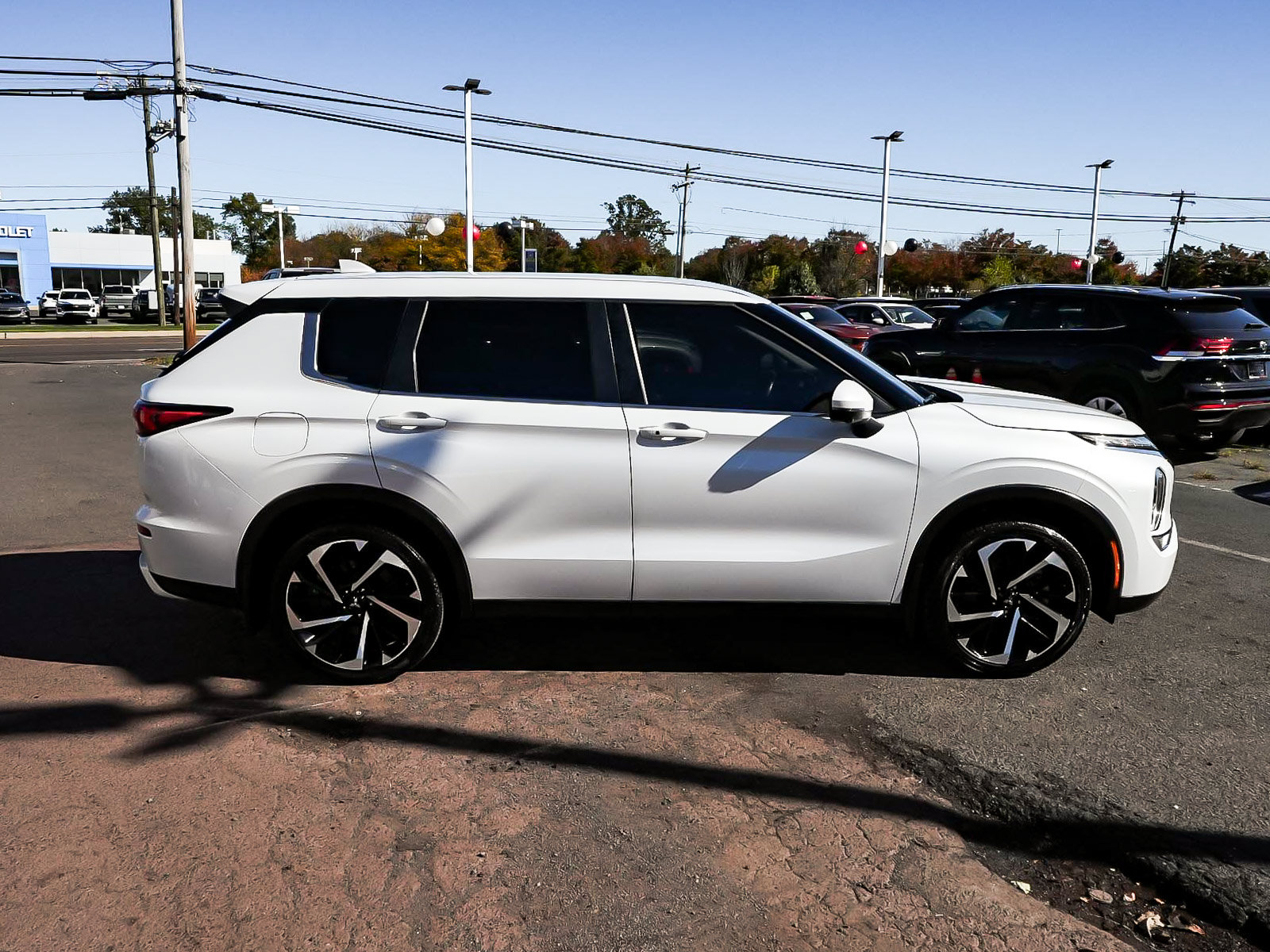 Used 2024 Mitsubishi Outlander SE AWD/4WD image 5
