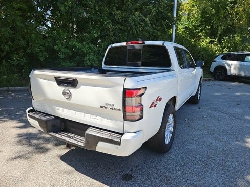 Used 2022 Nissan Frontier SV image 8