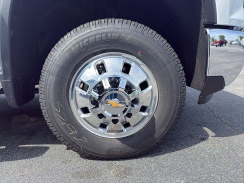 New 2026 Chevrolet Silverado 3500 LT w/ All Star Edition image 36