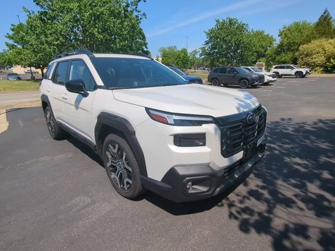 Used 2026 Subaru Outback Touring XT AWD/4WD image 1