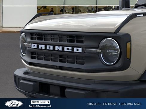 New 2025 Ford Bronco 4-Door image 19