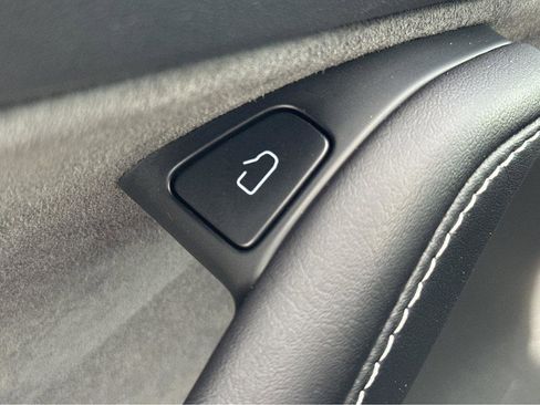 Used 2023 Tesla Model 3 Performance image 30