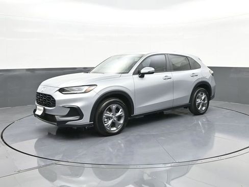 Used 2026 Honda HR-V LX image 1