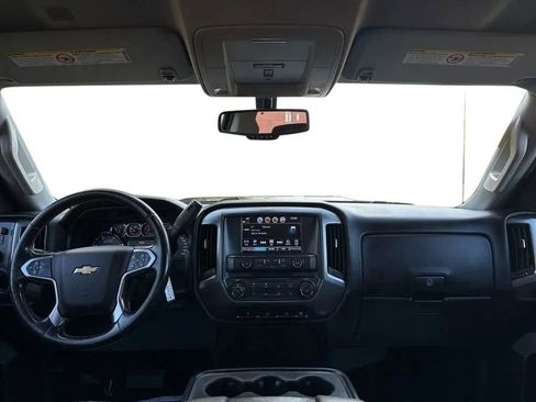 Used 2018 Chevrolet Silverado 2500 LT w/ Z71 Package, Off-Road AWD/4WD image 25