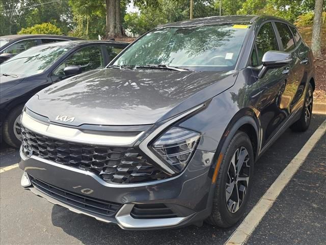 Certified 2024 Kia Sportage EX FWD image 3