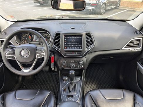 Used 2022 Jeep Cherokee Latitude AWD/4WD image 15