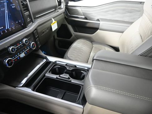Used 2026 Ford F350 Platinum w/ Platinum Plus Package AWD/4WD image 36