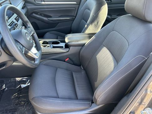 Used 2023 Nissan Altima 2.5 SV image 22
