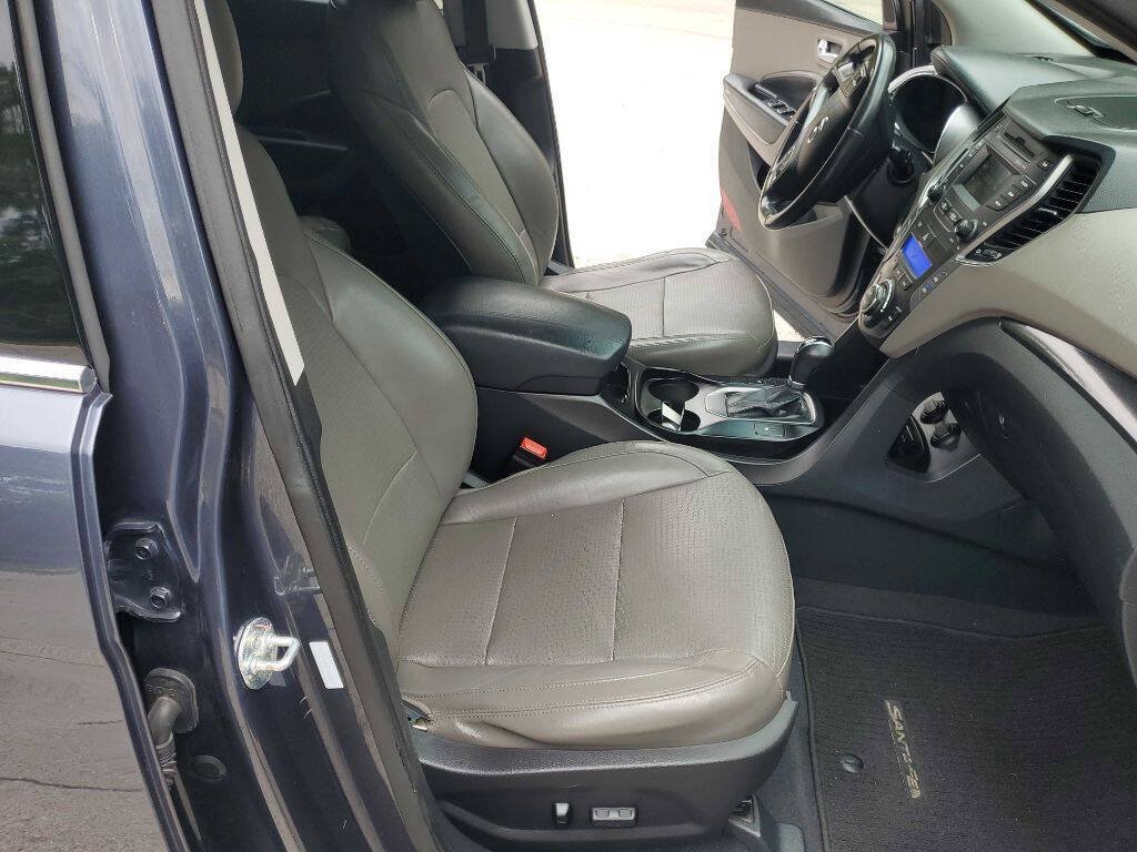 Used 2013 Hyundai Santa Fe Sport FWD image 25