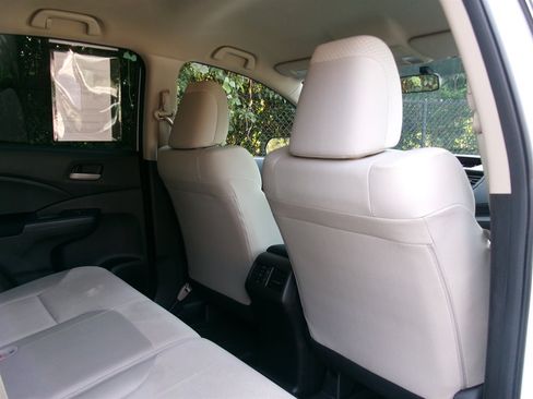 Used 2015 Honda CR-V LX image 23