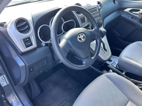 Used 2010 Toyota Matrix image 5