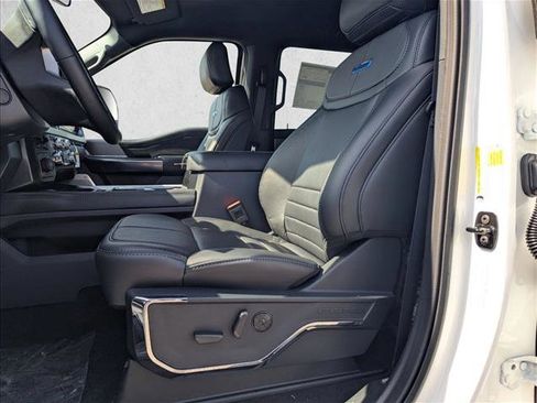 New 2026 Ford F250 Platinum image 4